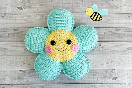 Daisy Flower Kawaii Cuddler® Crochet Pattern