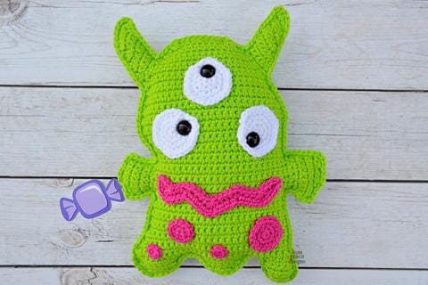 Three-Eyed Monster Kawaii Cuddler® Crochet Pattern